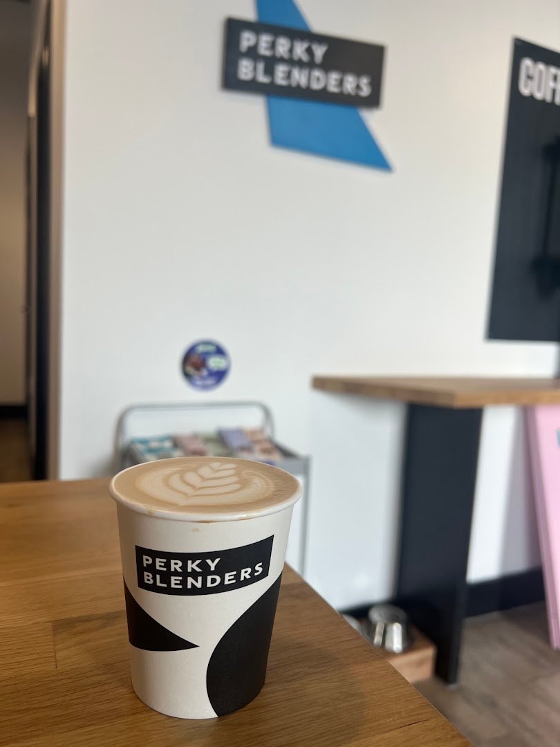 Perky Blenders @ Hoe Street specialty coffee shop in London - photo 3