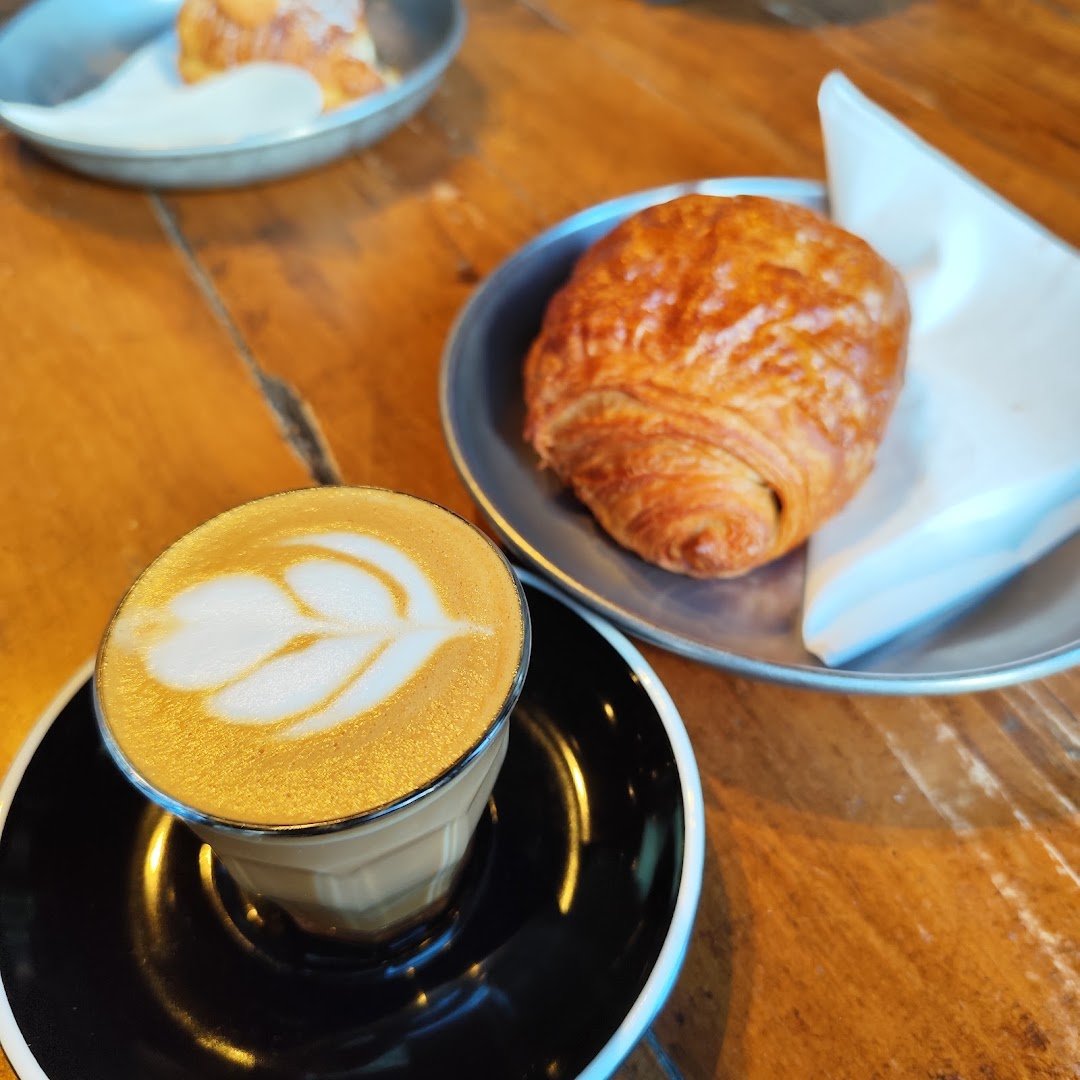 Dareshack specialty coffee shop in Bristol - photo 5