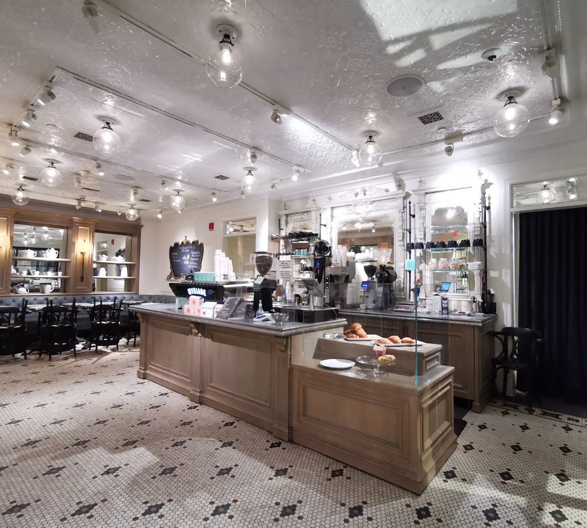 Interior of Café Myriade - Shaughnessy Village, specialty coffee shop in Montreal