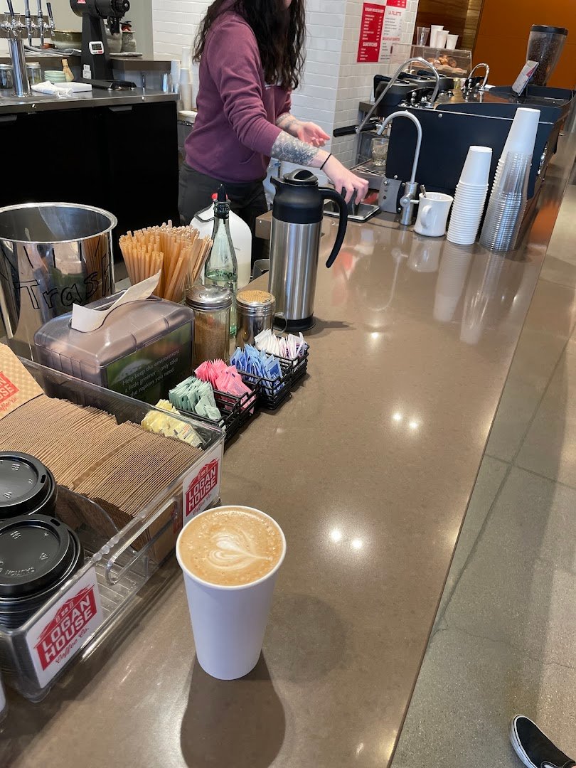 Logan House Coffee specialty coffee shop in Denver - photo 8