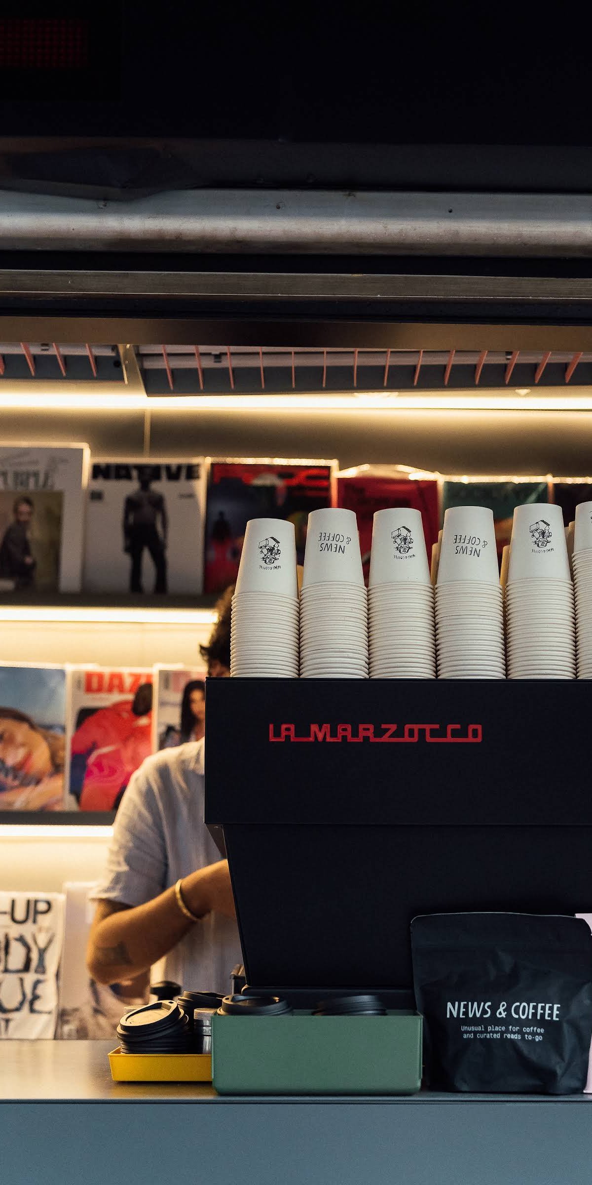 News & Coffee specialty coffee shop in London - photo 10