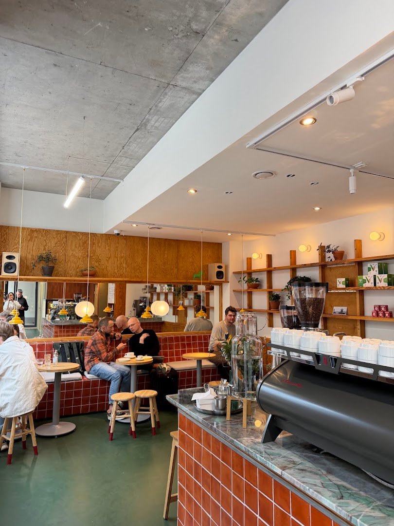 Interior of Mała Kawiarnia, specialty coffee shop in Warsaw