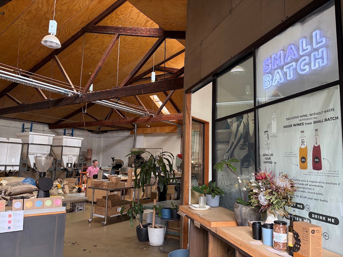 Small Batch Roasting Co. specialty coffee shop in Melbourne - photo 4
