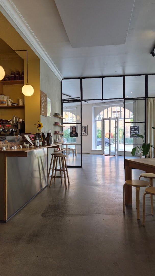 Wild horses specialty coffee shop in Copenhagen - photo 3