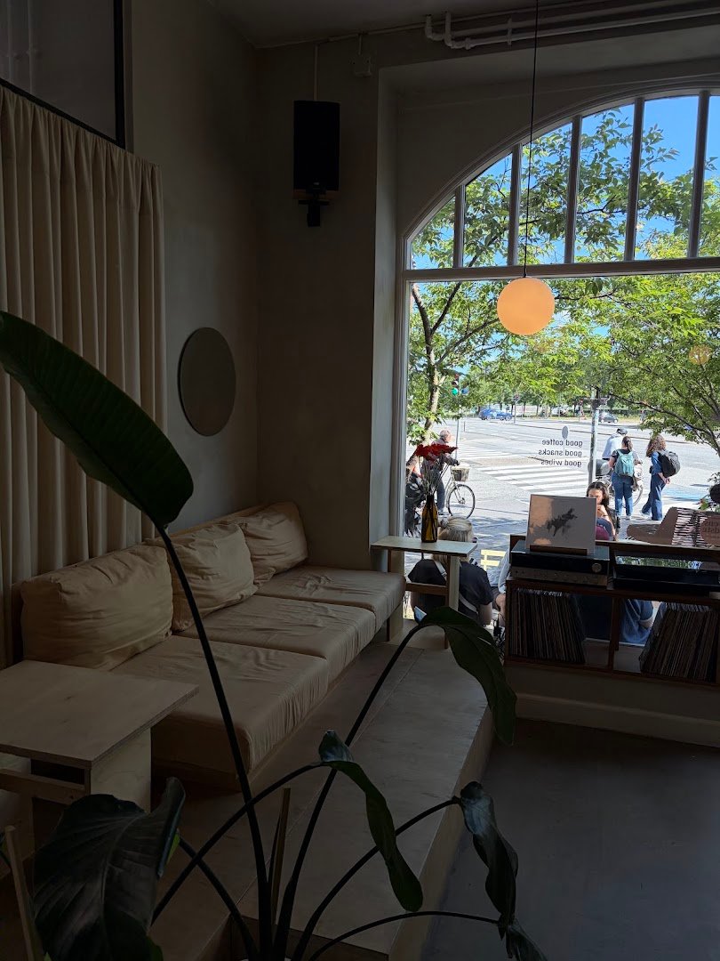Wild horses specialty coffee shop in Copenhagen - photo 7