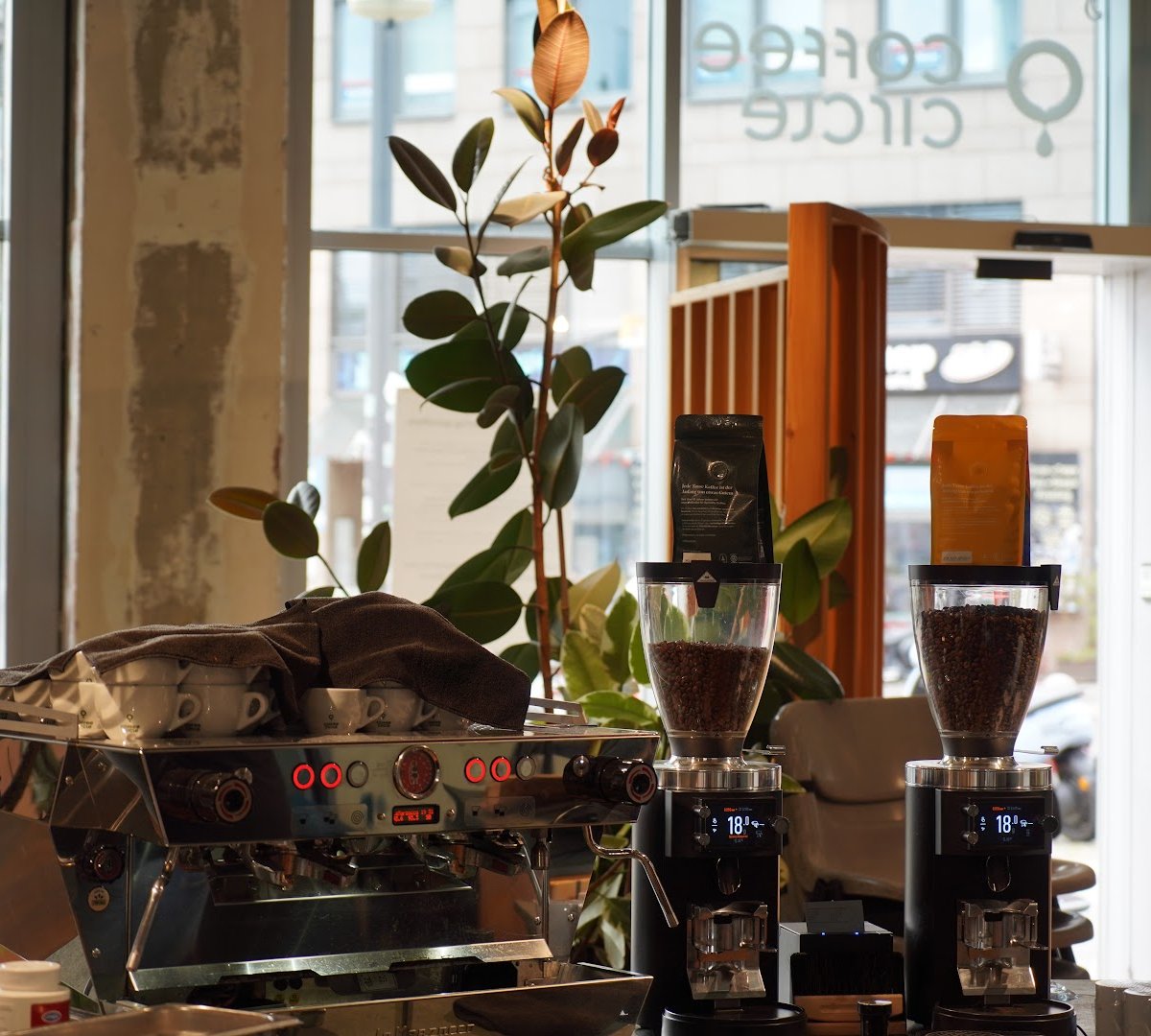 Coffee Circle Torstraße specialty coffee shop in Berlin - photo 2