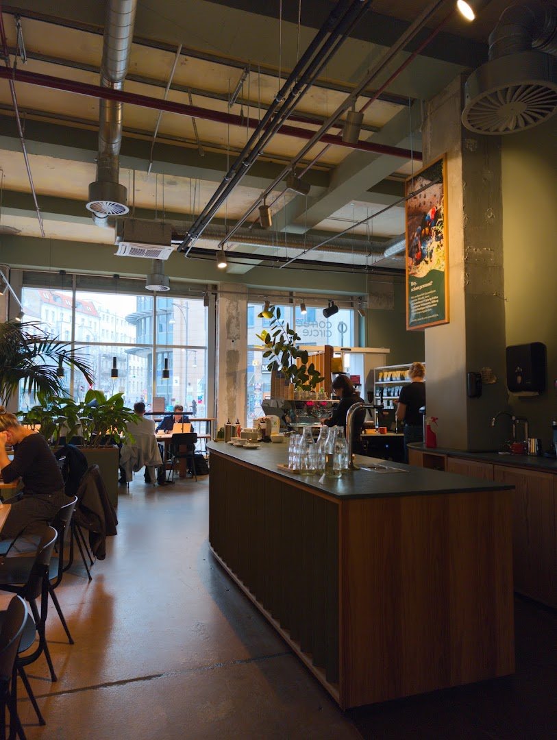Coffee Circle Torstraße specialty coffee shop in Berlin - photo 6