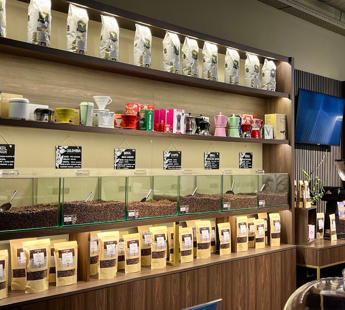 Aromme Boutique Café specialty coffee shop in Barcelona - photo 3
