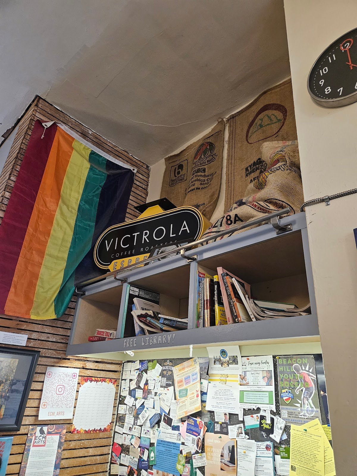 Victrola Coffee Roasters specialty coffee shop in Seattle - photo 4