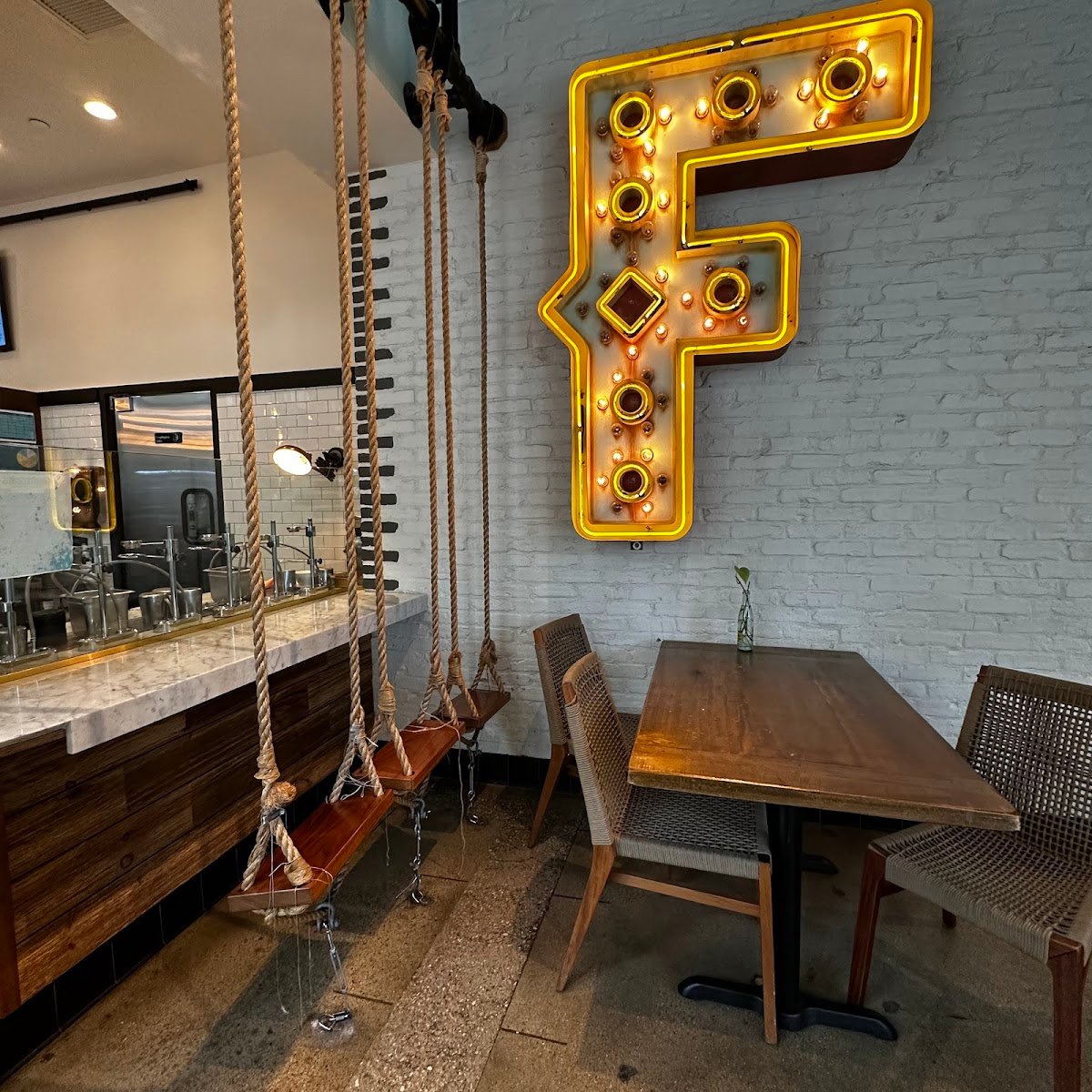 Fairgrounds Craft Coffee and Tea specialty coffee shop in Dallas - photo 4