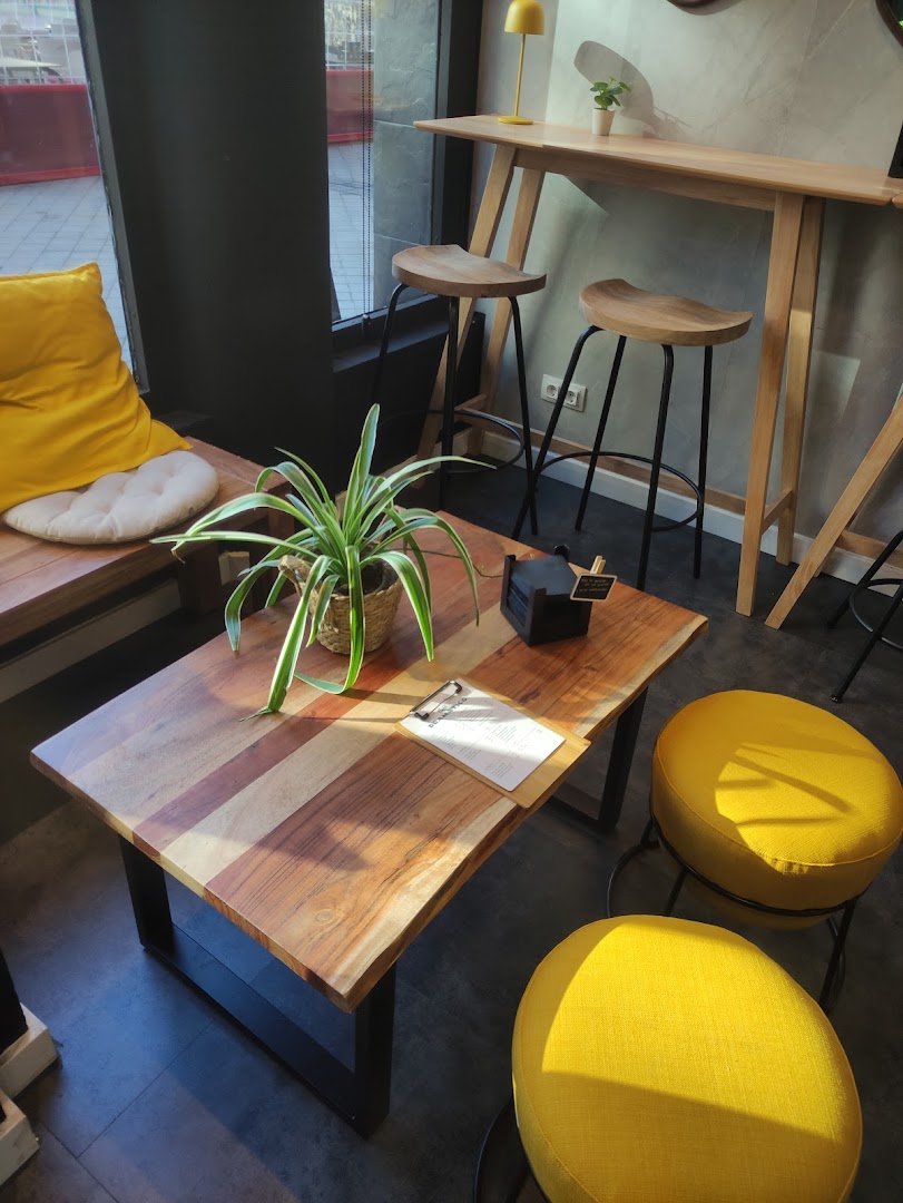 Dramático specialty coffee shop in Madrid - photo 2