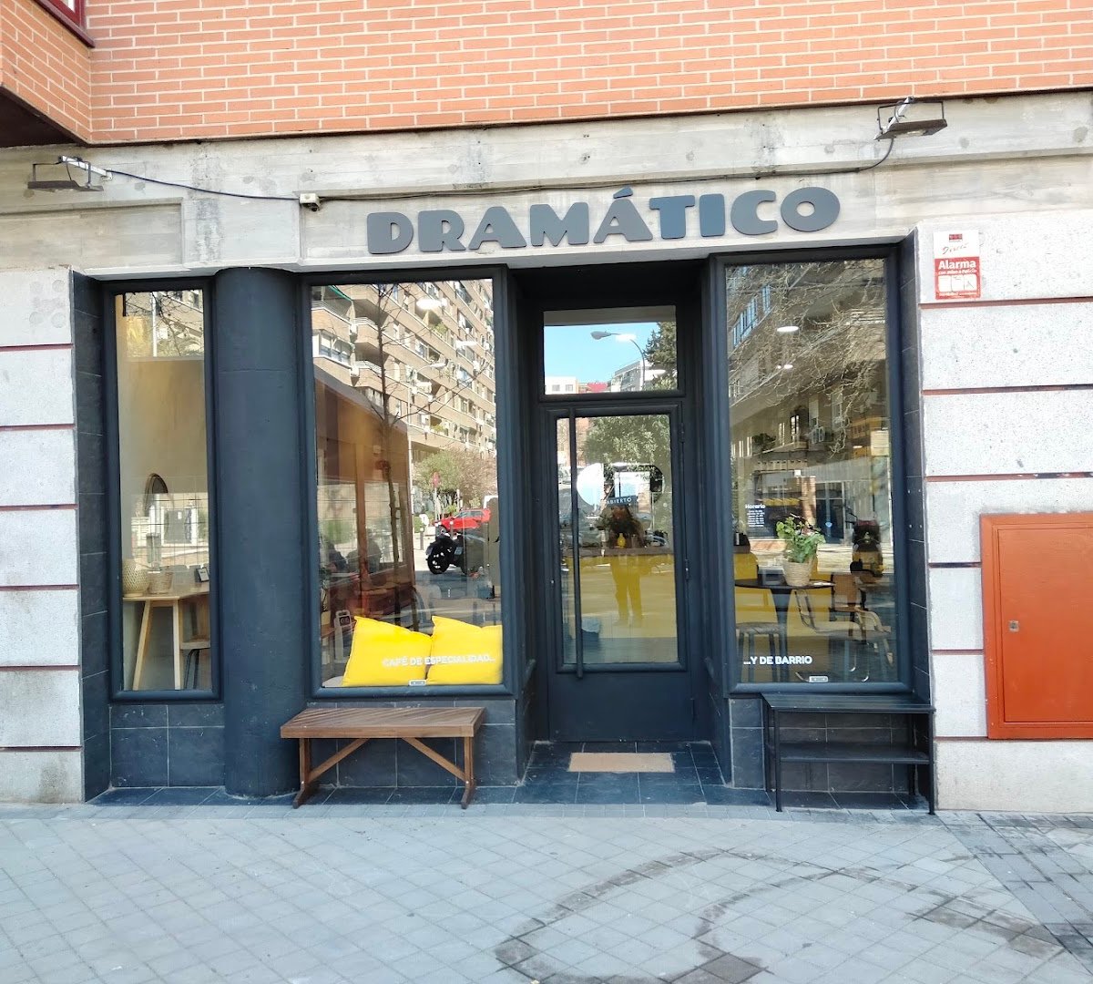 Dramático specialty coffee shop in Madrid - photo 7