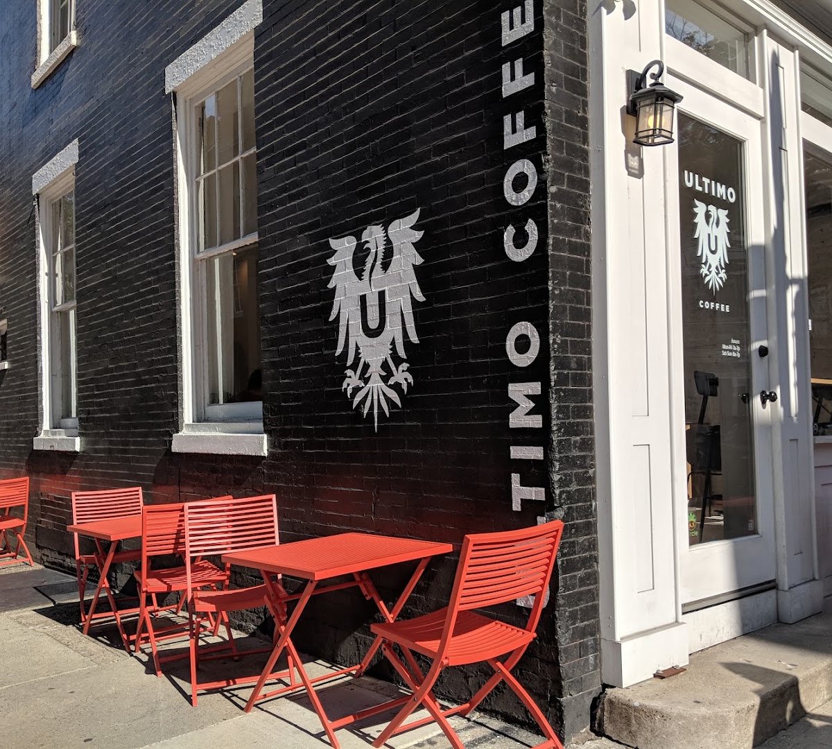 Storefront of Ultimo Coffee, specialty coffee shop in Philadelphia