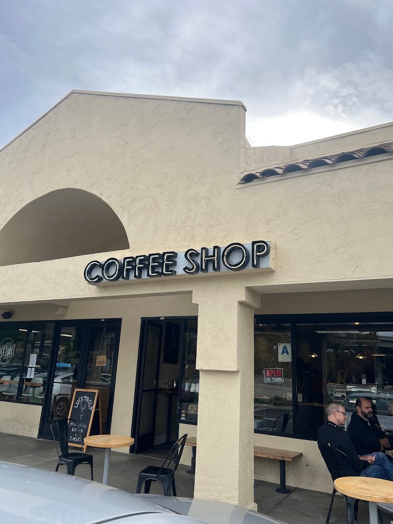 Storefront of Zumbar Coffee & Tea, specialty coffee shop in San Diego