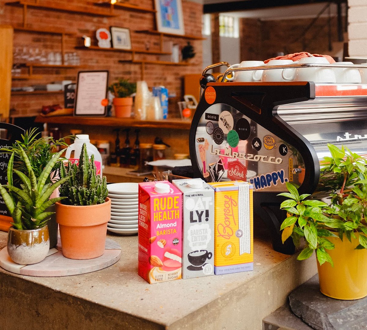 Rondor Coffee specialty coffee shop in London - photo 9