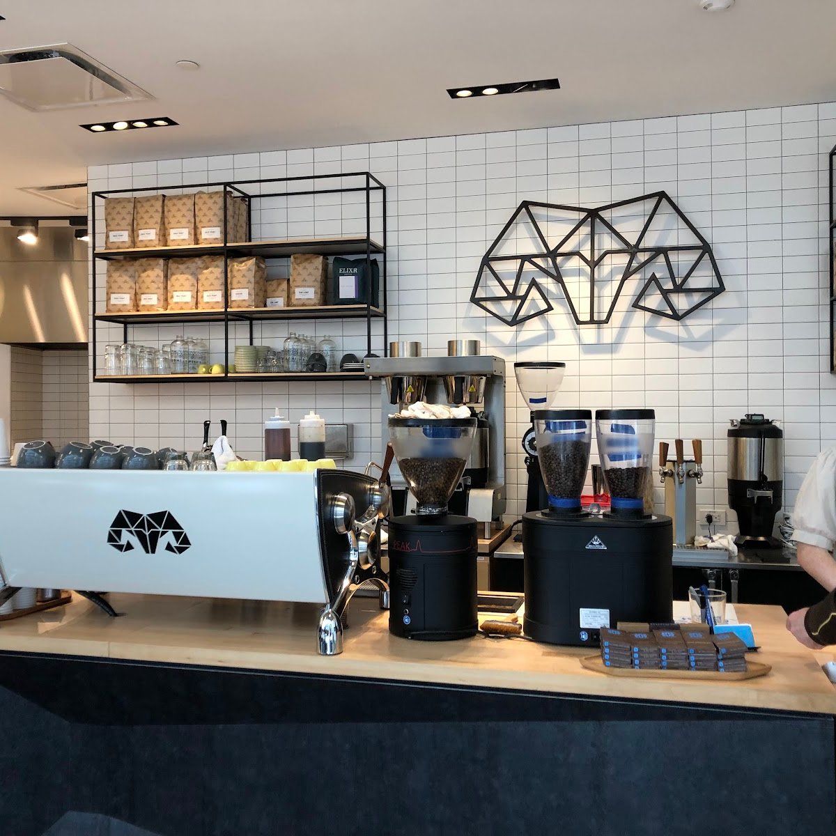 Kohi Coffee Company specialty coffee shop in Boston - photo 10