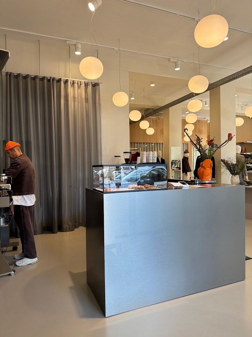 Interior of SUDDEN coffee, specialty coffee shop in Zurich