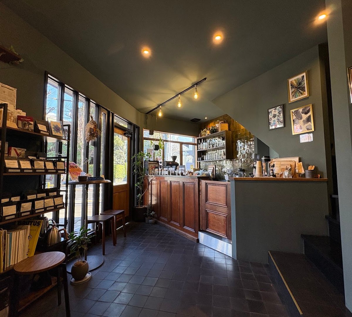 Interior of Spiel Coffee, specialty coffee shop in Tokyo