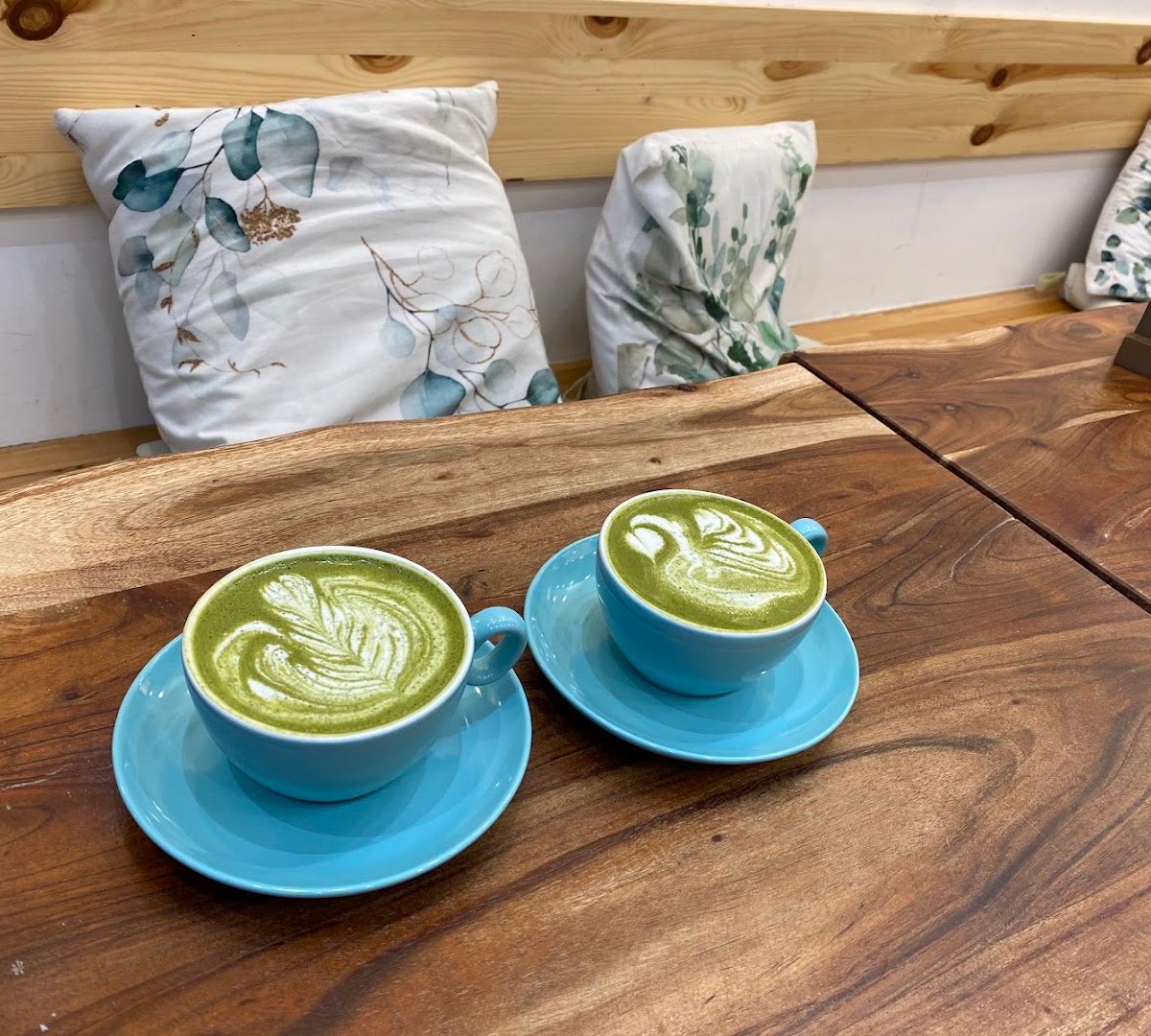 Coffee at Triple-Tri Coffee, specialty coffee shop in Edinburgh