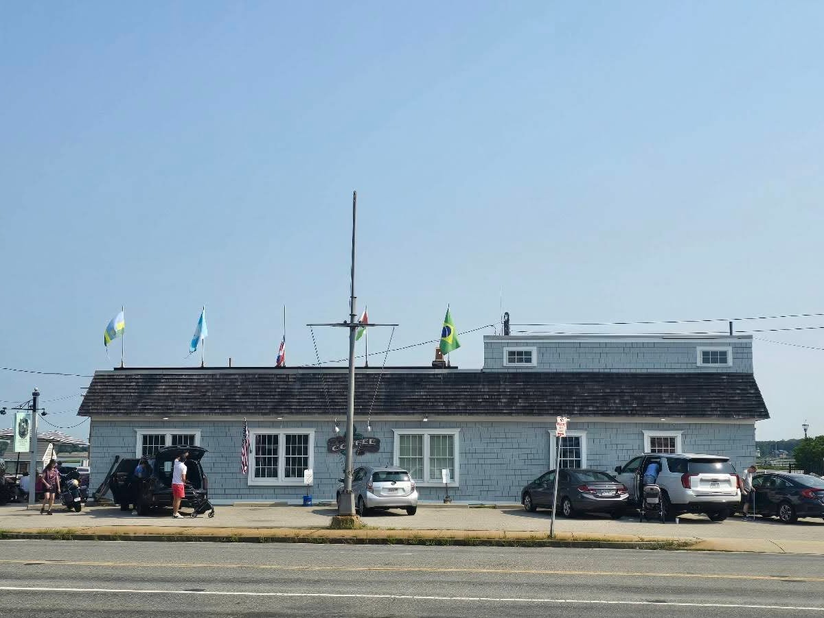 Redeye Coffee Roasters specialty coffee shop in Boston - photo 8