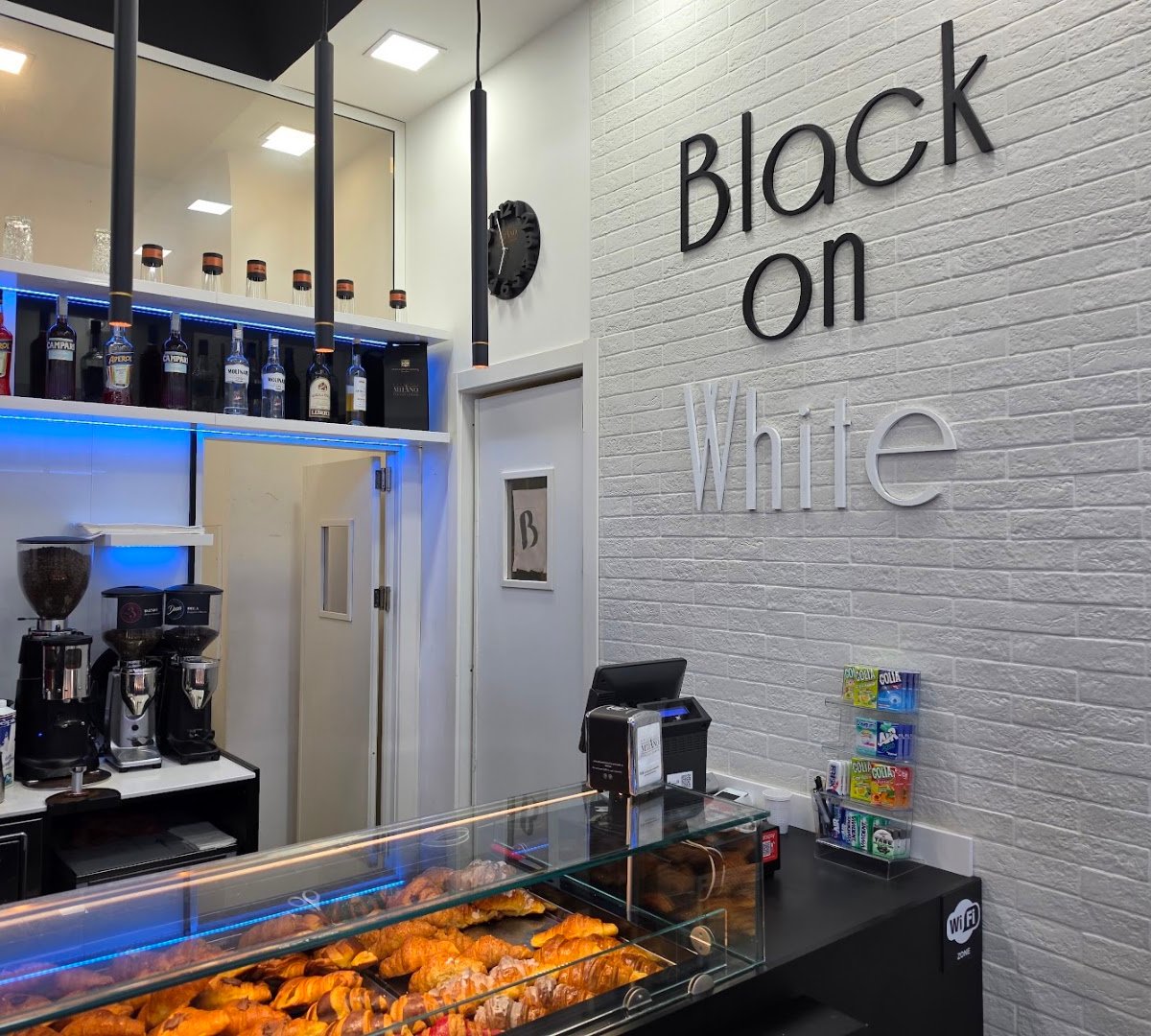 Interior of Black on White-Bar Roma, specialty coffee shop in Rome