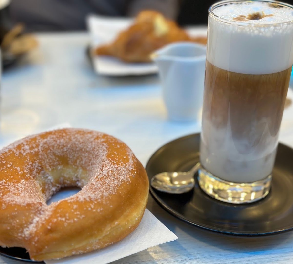 Coffee at Black on White-Bar Roma, specialty coffee shop in Rome