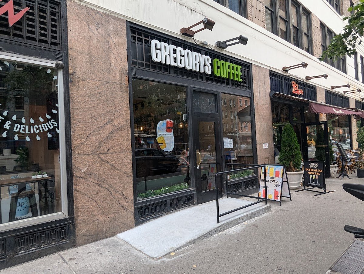 Gregorys Coffee specialty coffee shop in New York - photo 4