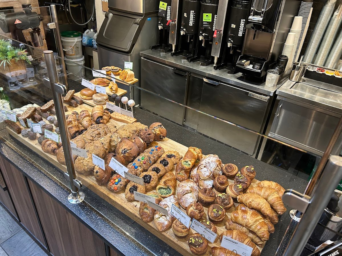 Gregorys Coffee specialty coffee shop in New York - photo 5