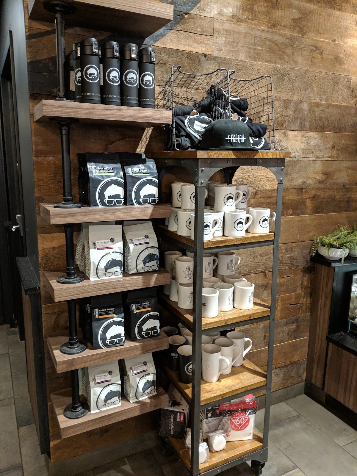 Gregorys Coffee specialty coffee shop in New York - photo 6