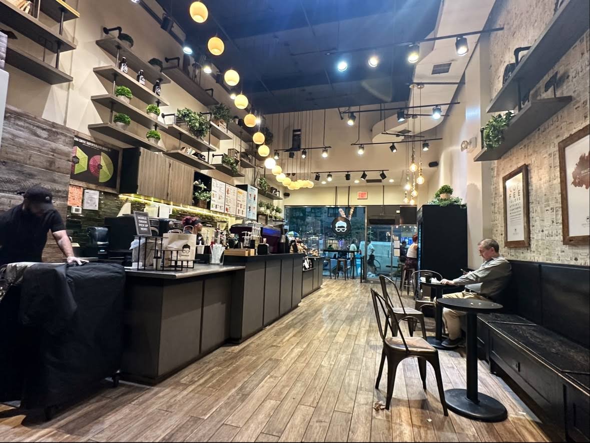 Gregorys Coffee specialty coffee shop in New York - photo 10