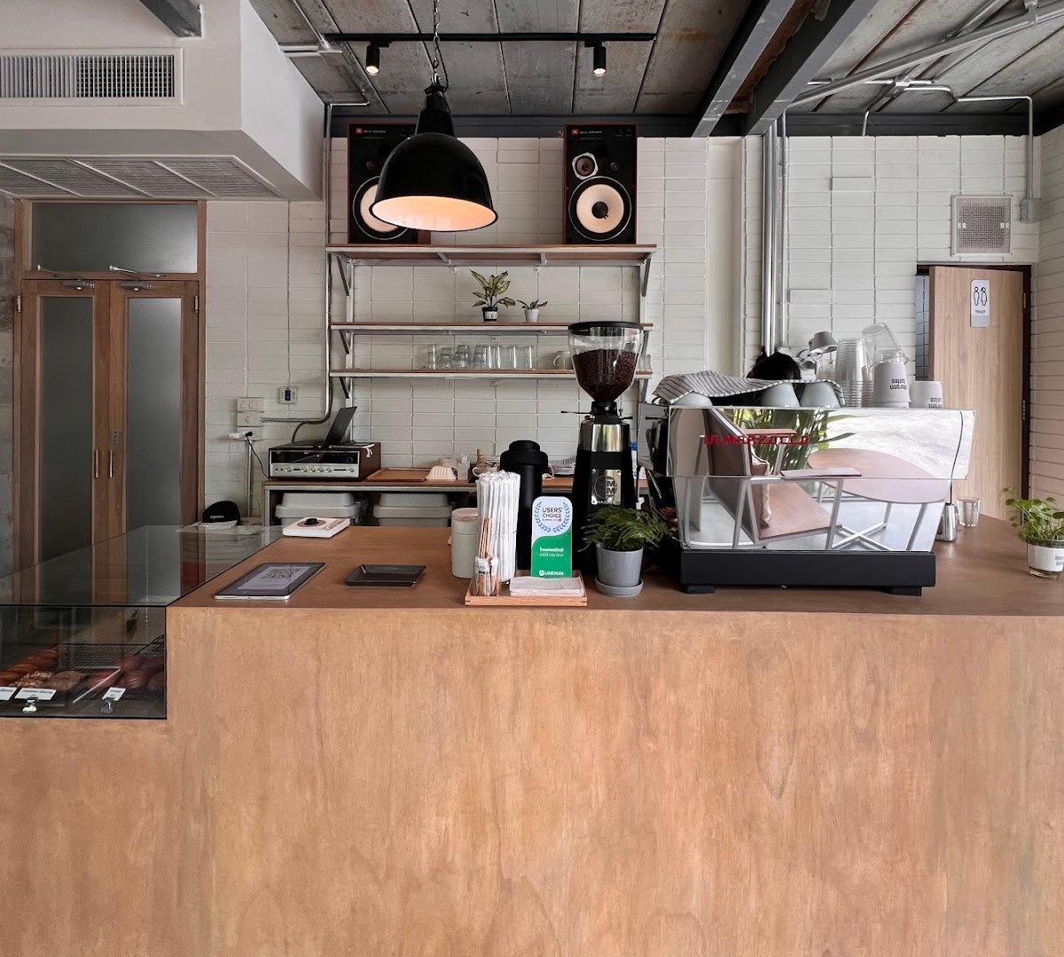 Morgen Coffee specialty coffee shop in Bangkok - photo 5