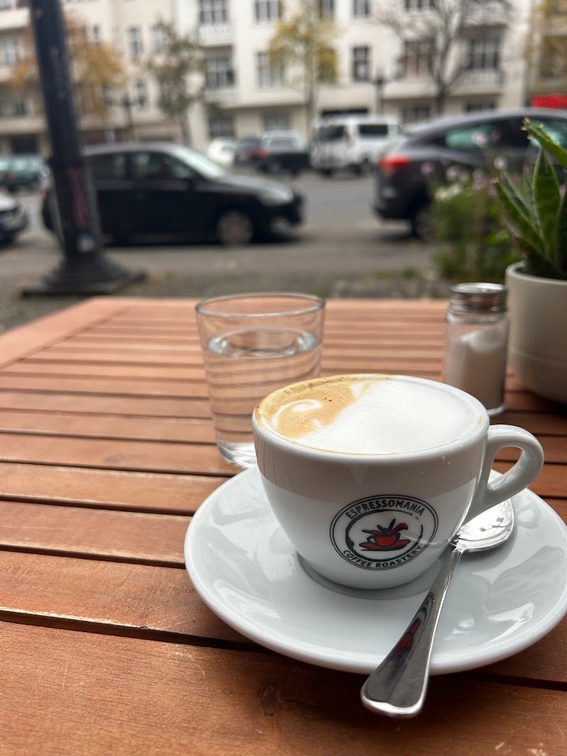 Café, Rösterei & Werkstatt - Espressomania specialty coffee shop in Berlin - photo 2