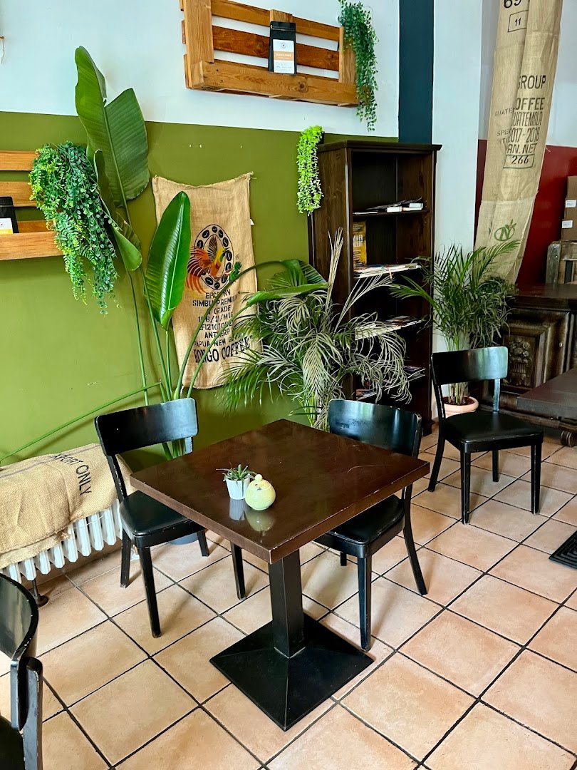 Café, Rösterei & Werkstatt - Espressomania specialty coffee shop in Berlin - photo 4