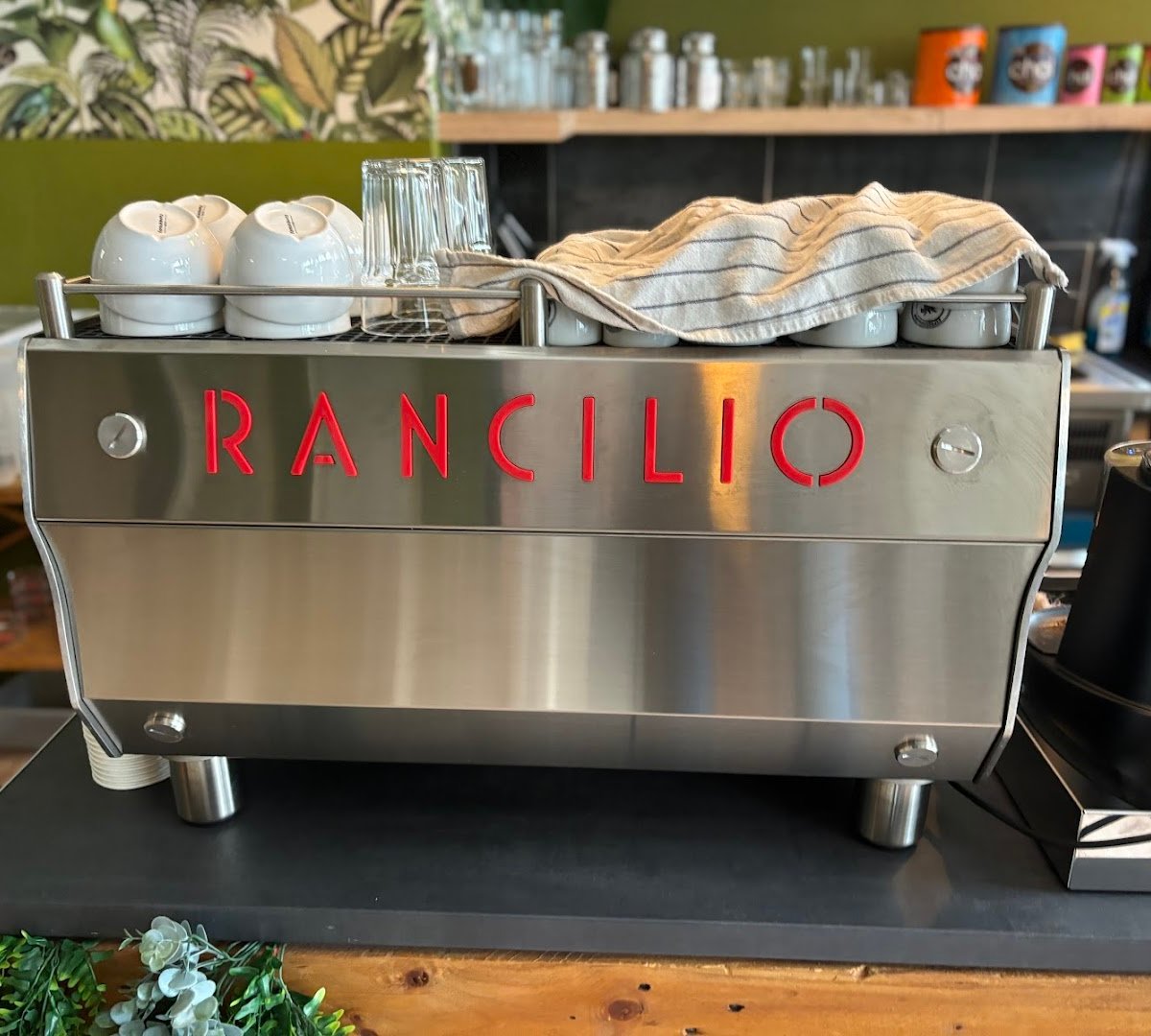 Café, Rösterei & Werkstatt - Espressomania specialty coffee shop in Berlin - photo 8