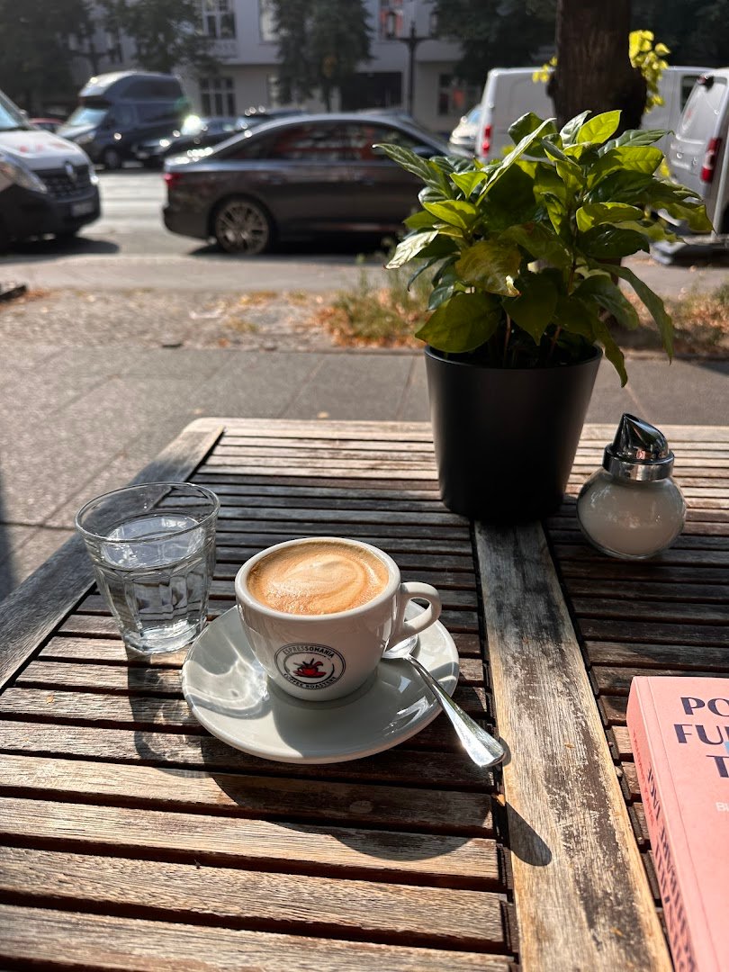 Café, Rösterei & Werkstatt - Espressomania specialty coffee shop in Berlin - photo 9