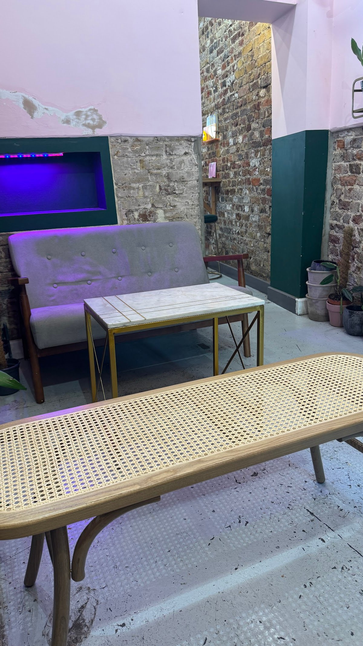 Urban Botanica specialty coffee shop in London - photo 12