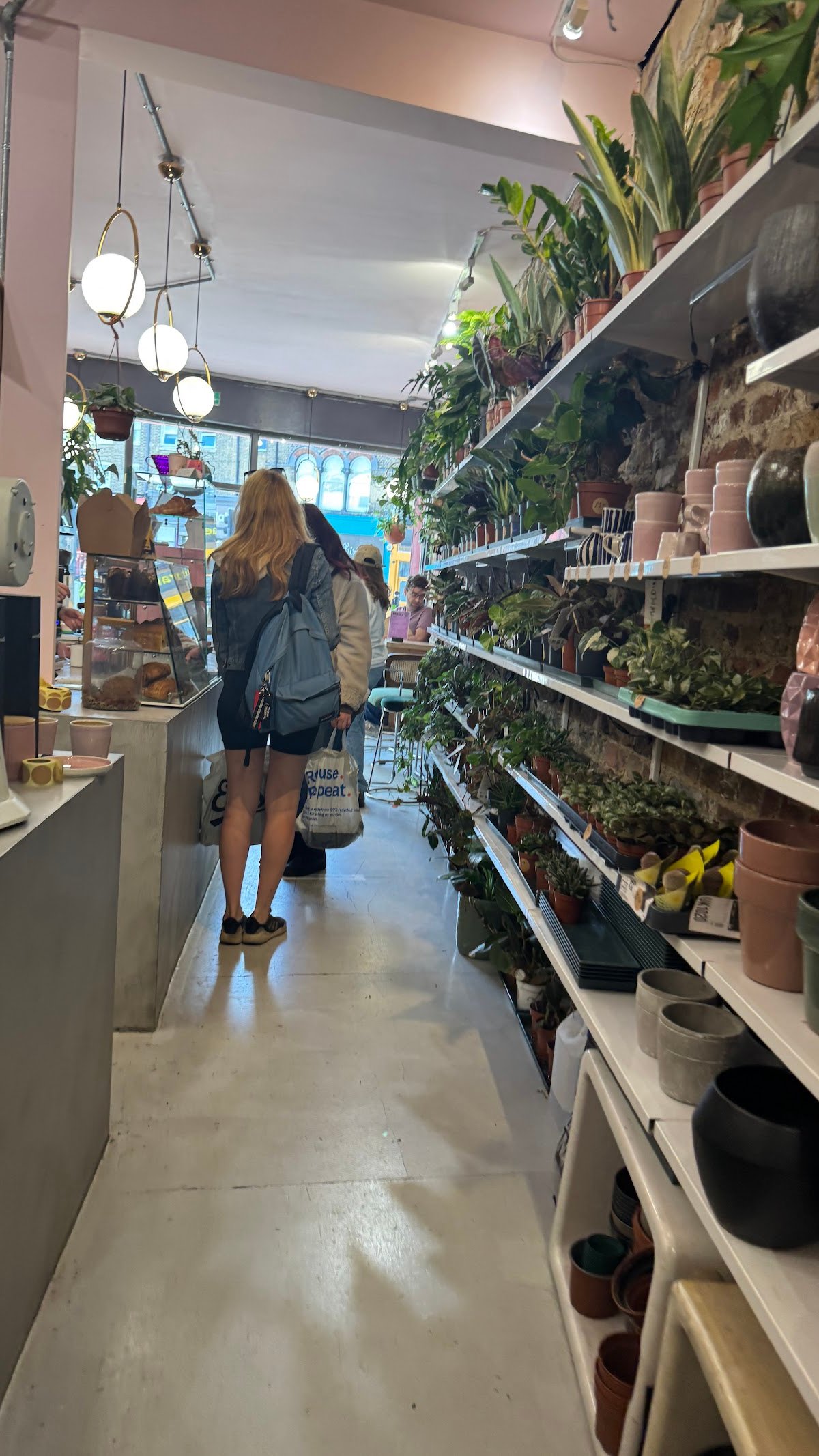 Urban Botanica specialty coffee shop in London - photo 8