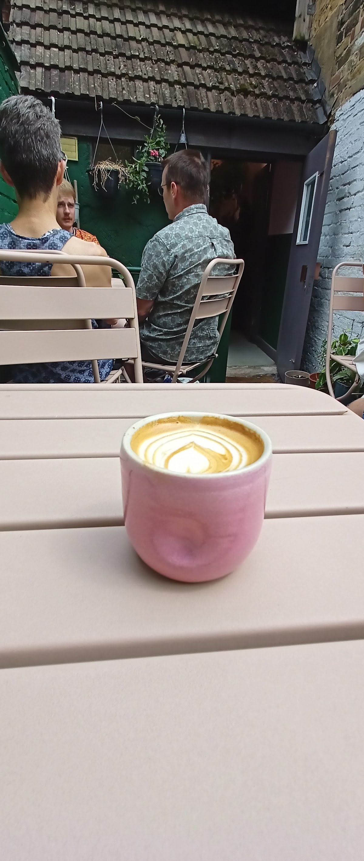 Urban Botanica specialty coffee shop in London - photo 10