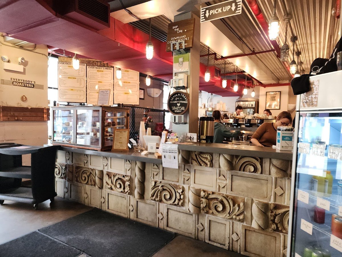 Everybody's Coffee specialty coffee shop in Chicago - photo 6