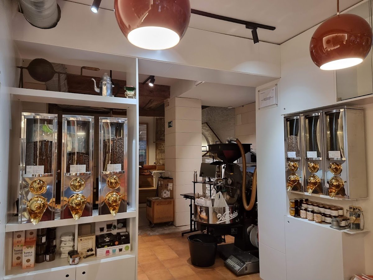 Cafés El Magnífico specialty coffee shop in Barcelona - photo 5