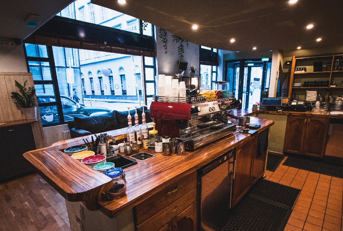 Selah Coffee House - Specialty Coffee specialty coffee shop in Budapest - photo 2