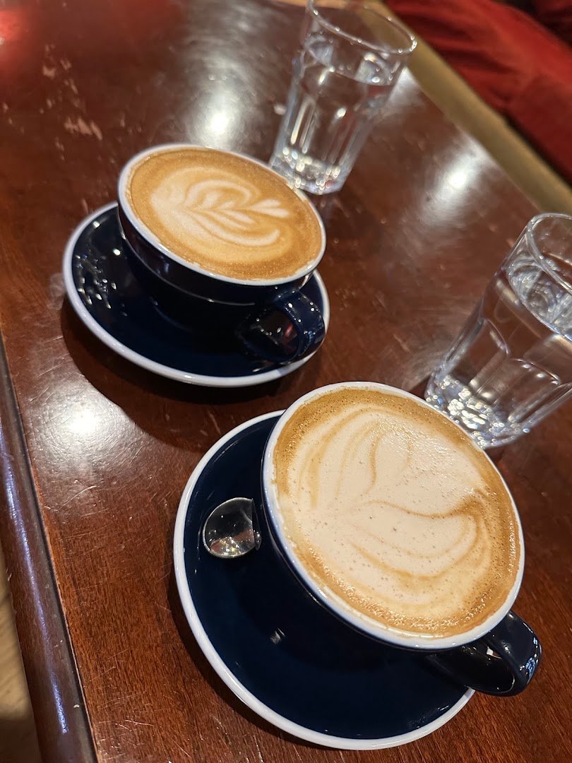 Selah Coffee House - Specialty Coffee specialty coffee shop in Budapest - photo 5