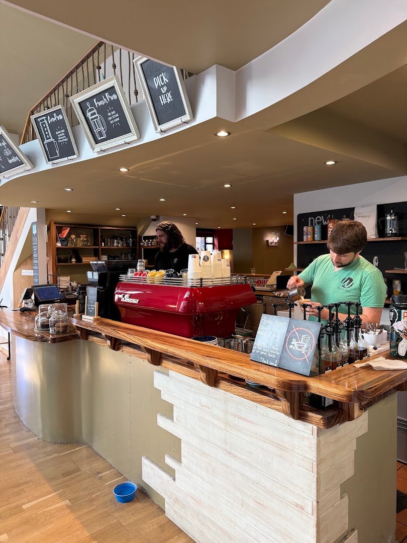 Selah Coffee House - Specialty Coffee specialty coffee shop in Budapest - photo 8