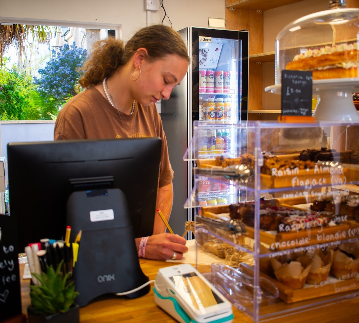 Perfecto Express specialty coffee shop in Bristol - photo 10