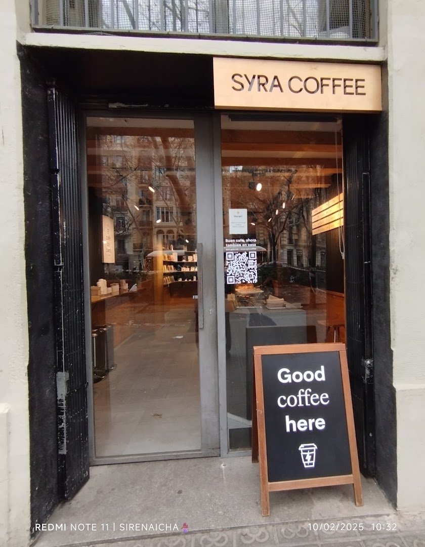 Syra Coffee - Passeig Sant Joan specialty coffee shop in Barcelona - photo 8
