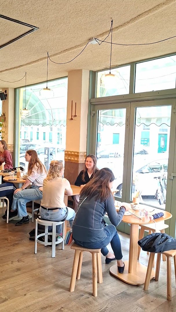 Maracuyá specialty coffee shop in Amsterdam - photo 5