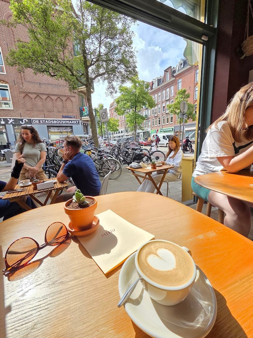 Maracuyá specialty coffee shop in Amsterdam - photo 7