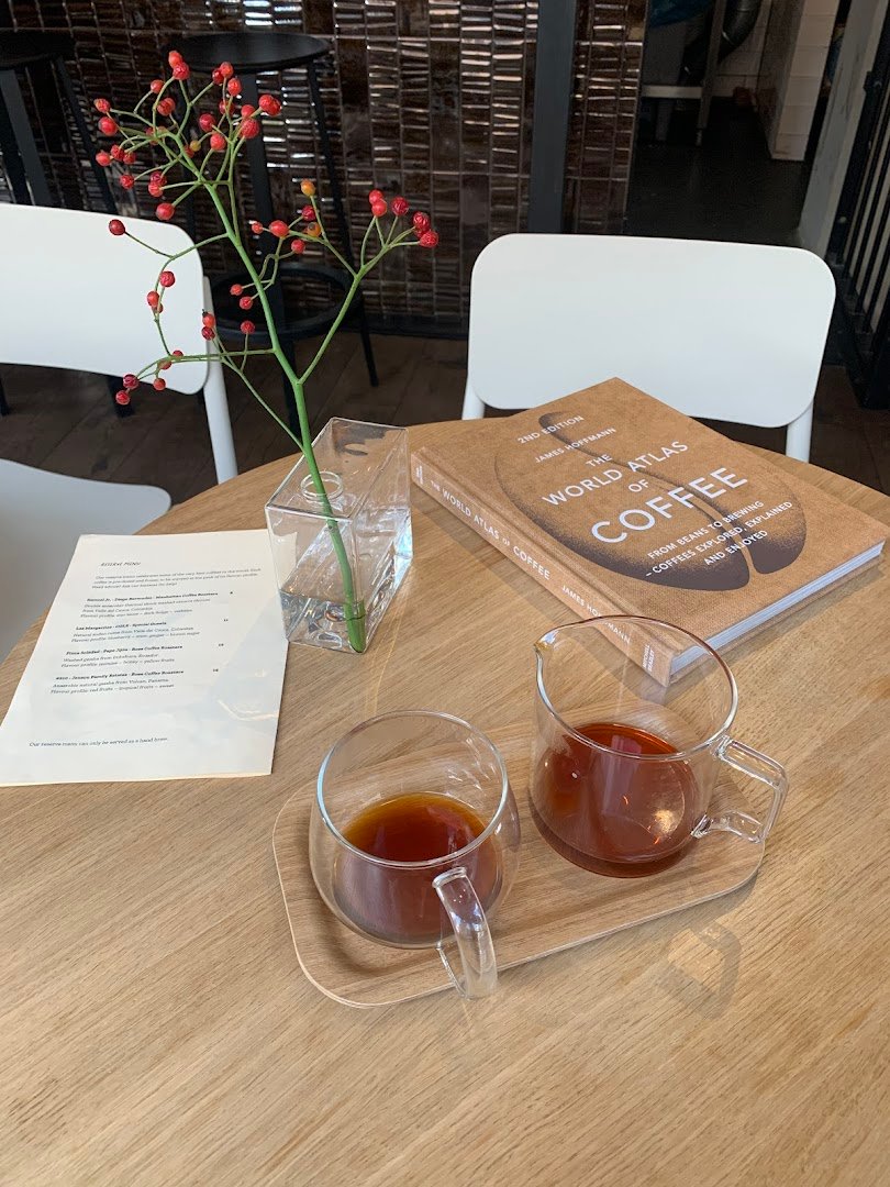 Maracuyá specialty coffee shop in Amsterdam - photo 9