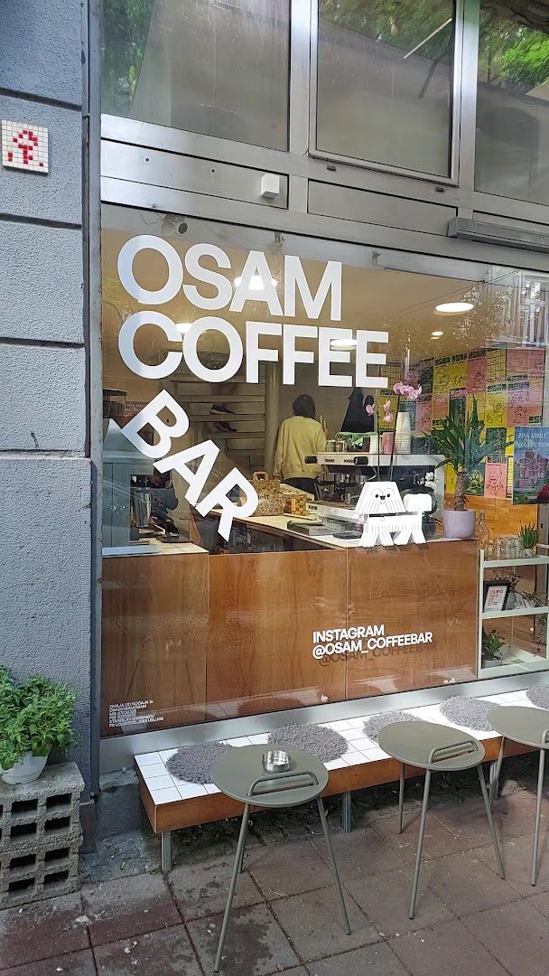 Storefront of OSAM specialty coffee, specialty coffee shop in Belgrade