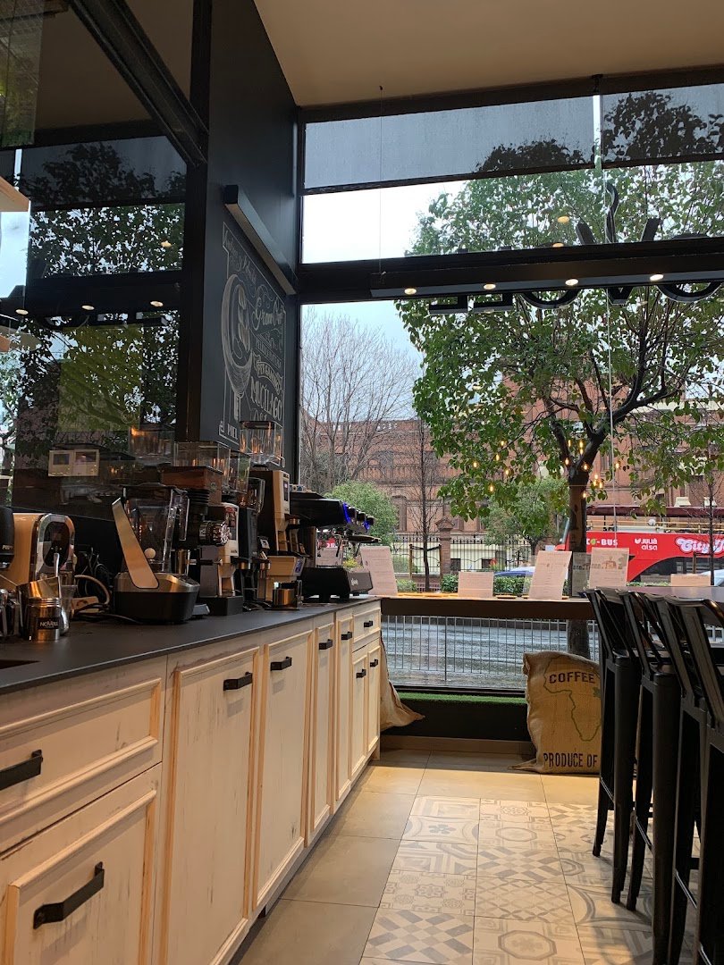 Novell specialty coffee shop in Madrid - photo 2